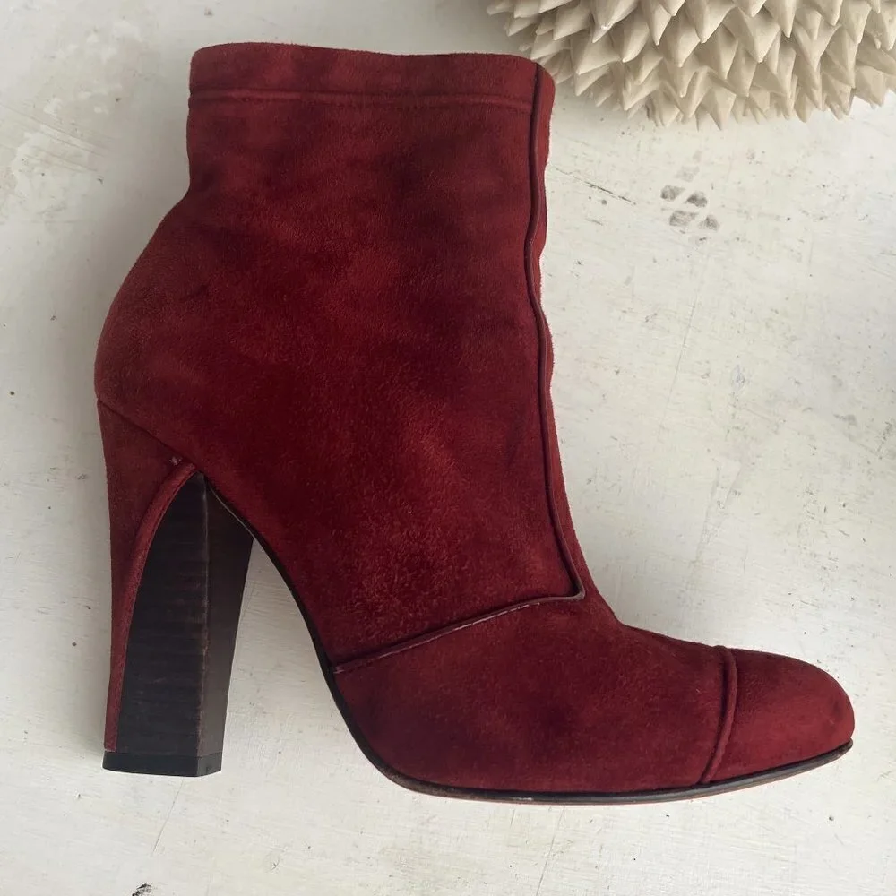 Cole Haan Rust Suede Almond Toe Cap Toe Ankle Boot D22838, Size: 8B - Picture 13 of 14